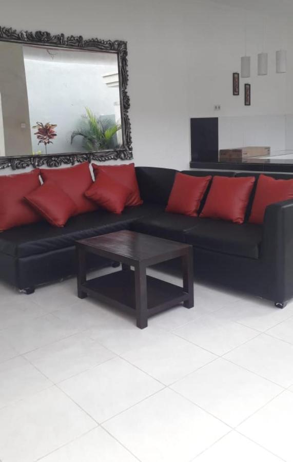 Villa Santika Banjar  外观 照片
